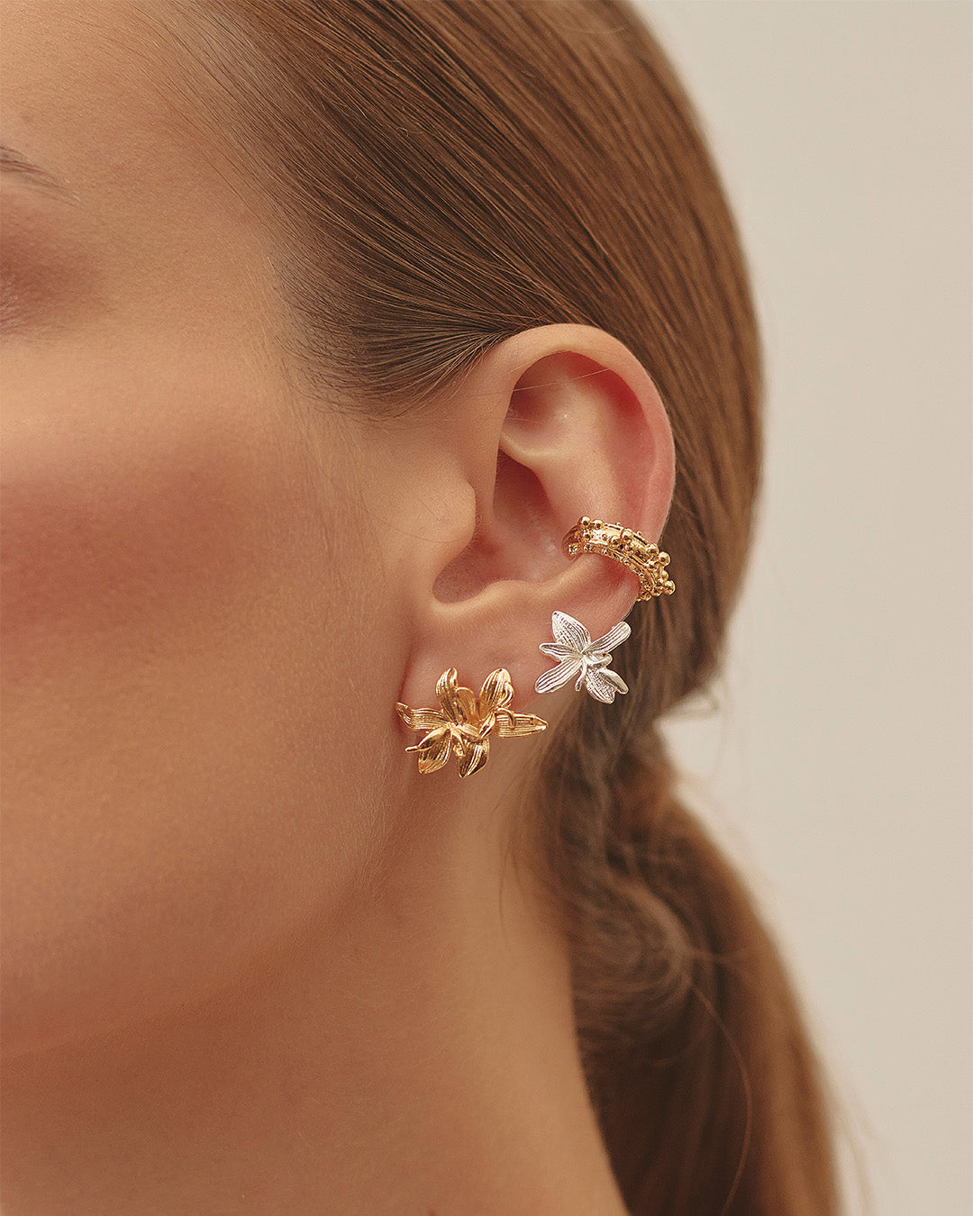 Set de 2 Aretes + Earcuff Florecer