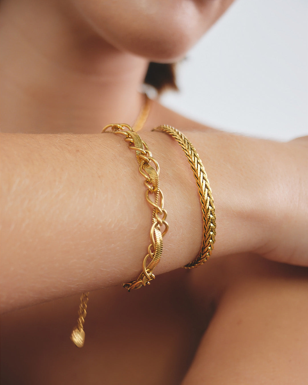 Pulsera Entrelazada Oro - Acero Inoxidable