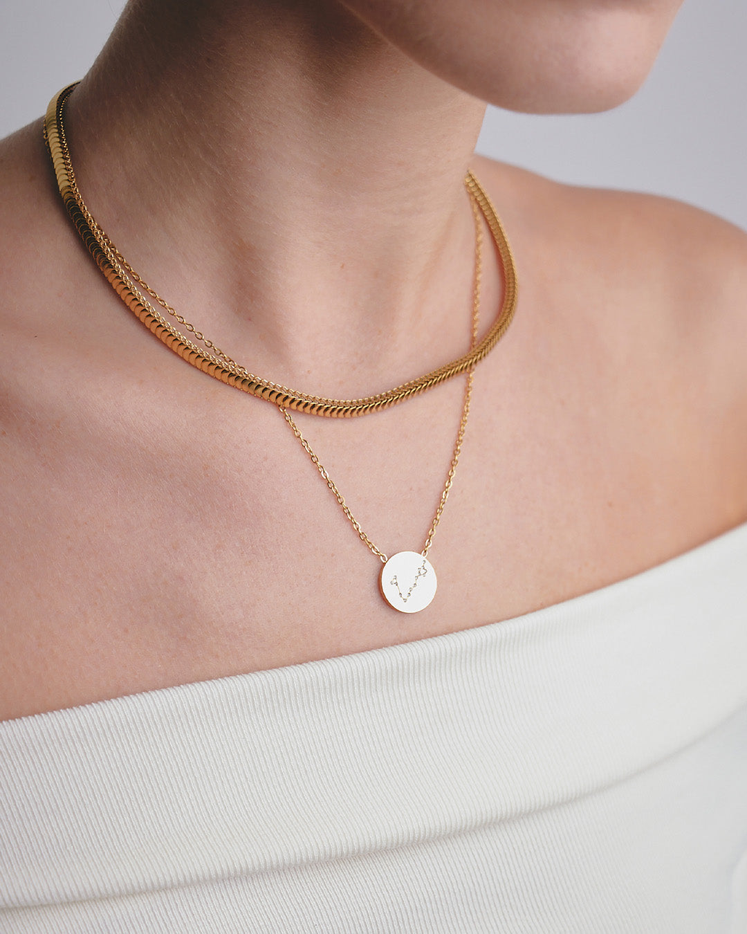 Collar Curve Oro Acero Inoxidable