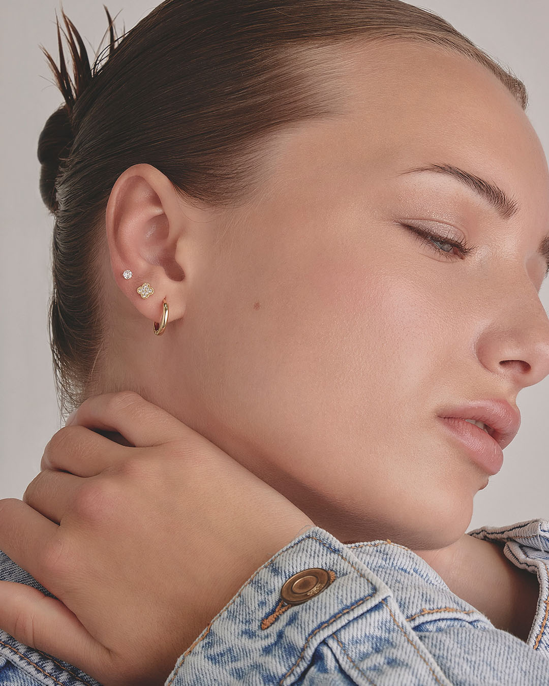 Set X3 Aretes Trébol para mujer con diseño delicado y acabado en baño de oro de Lunamar