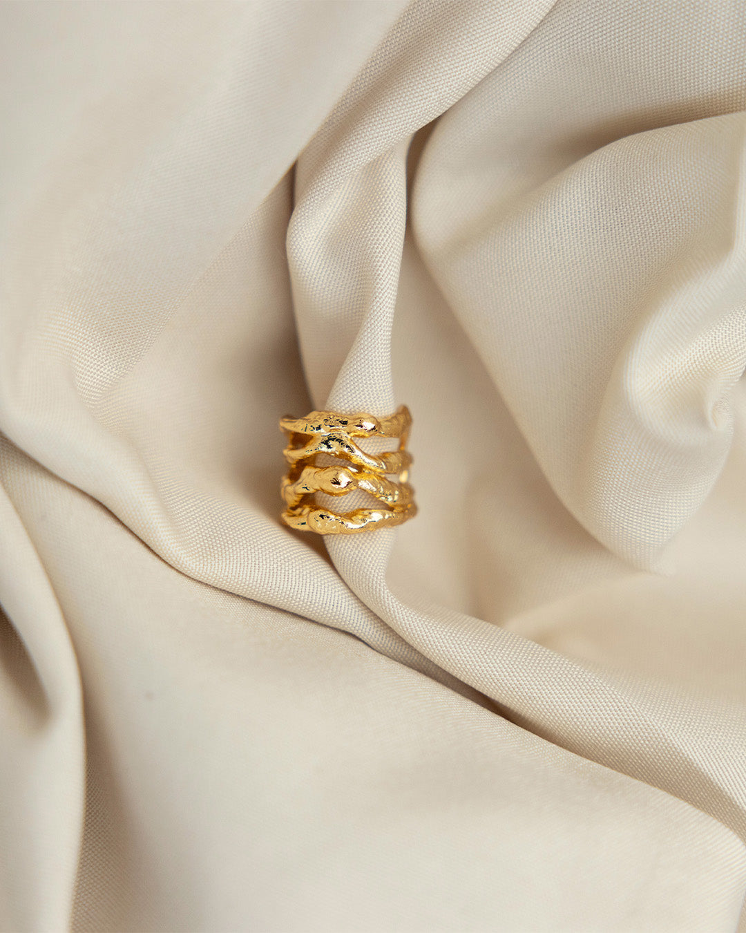 Earcuff dorado